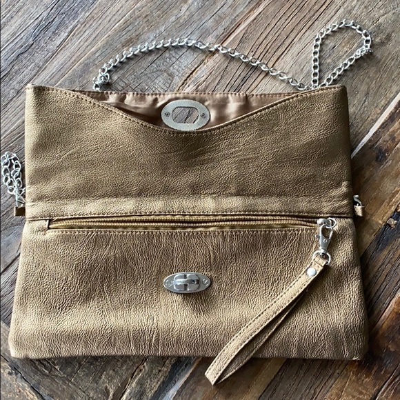 Gold clutch - Picture 2 of 4